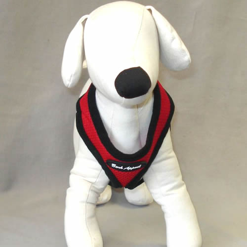 A white dog mannequin showing the Breathe EZ harness from the front.