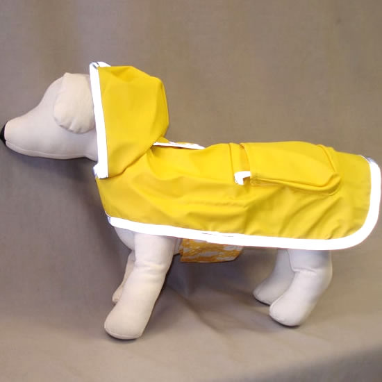 Detail showing the reflective edging of the Reversible Raincoat on a dog mannequin.