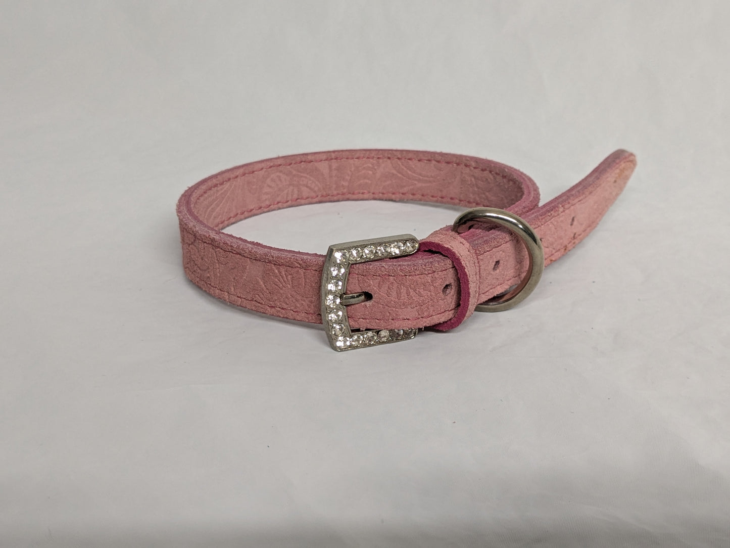 Embossed Suede Collar by OmniPet